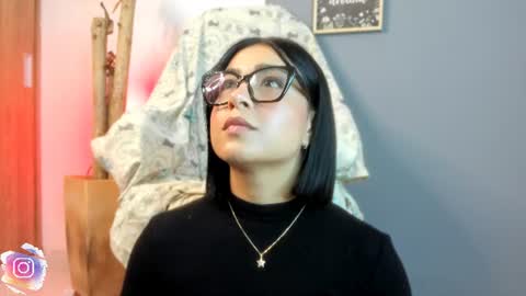 Snapshot of val_varago chatting on August 5, 6:05 am val_varago online show from August 5, 6:05 am