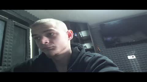 valdovgan123 online show from March 15, 2:23 pm