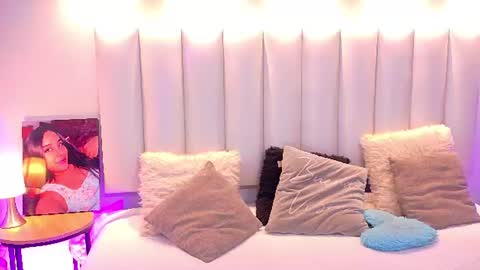 Valen Scott online show from July 30, 11:31 am