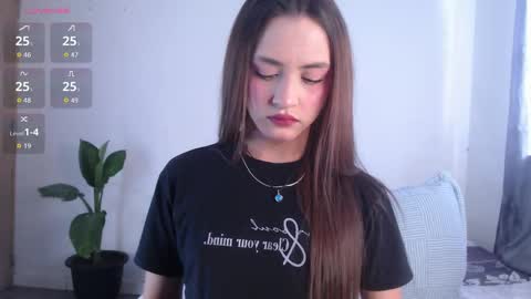 IG-valen mendoza99  twitter valenthompson99 online show from April 30, 8:57 pm