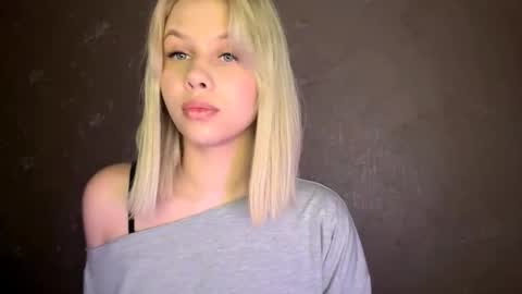 Olachka online show from December 3, 2:15 pm