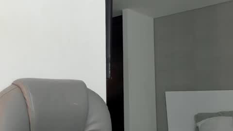 Angela online show from January 28, 11:50 pm