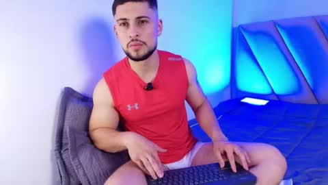 valenssio_moretti online show from June 10, 12:44 am