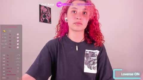 Snapshot of valent_27 chatting on November 18, 3:34 am Valentina online show from November 18, 3:34 am