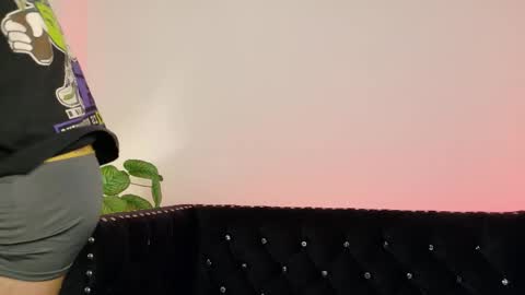 Valentin  online show from December 2, 4:18 am