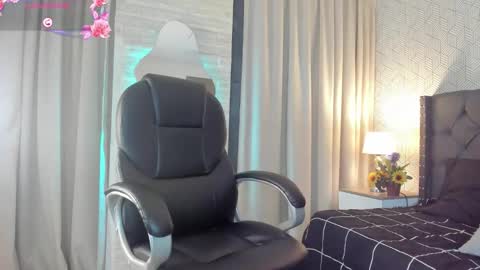 Valen online show from November 15, 12:34 pm