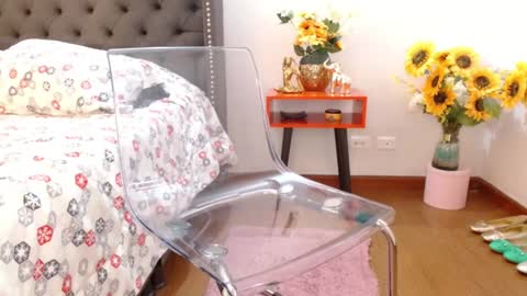 Valen Ferrer online show from December 27, 9:32 pm