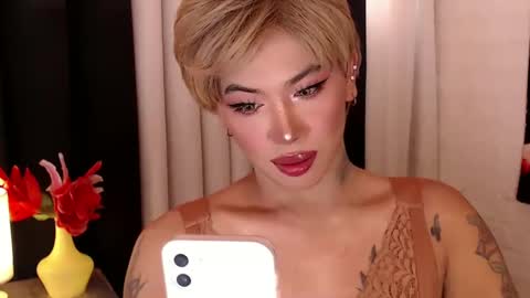 Snapshot of valentina_goddess_tsxxx chatting on January 5, 1:03 am Amanda online show from January 5, 1:03 am