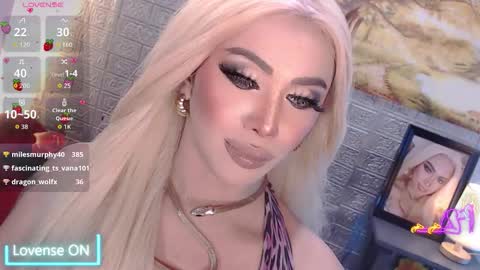 Snapshot of valentina_goddess_tsxxx chatting on November 16, 6:13 pm Amanda online show from November 16, 6:13 pm