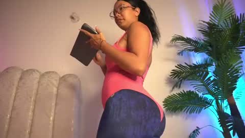 Snapshot of valentina_king18 chatting on July 30, 11:20 am VALENTINA online show from July 30, 11:20 am