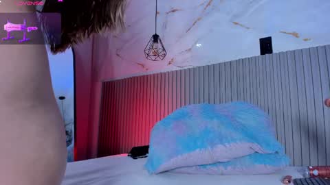 Snapshot of valentina_lux1 chatting on July 5, 4:19 am Valentina online show from July 5, 4:19 am