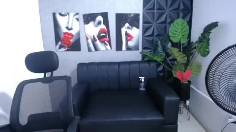 Valentina  online show from June 2, 8:55 pm