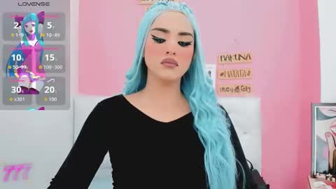 Snapshot of valentina_princess_ chatting on February 15, 9:52 am valentina_princess_ online show from February 15, 9:52 am