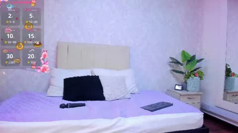 valentinarivers online show from July 8, 12:53 pm