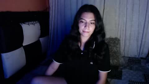 valentinasmith18 online show from April 25, 12:24 am