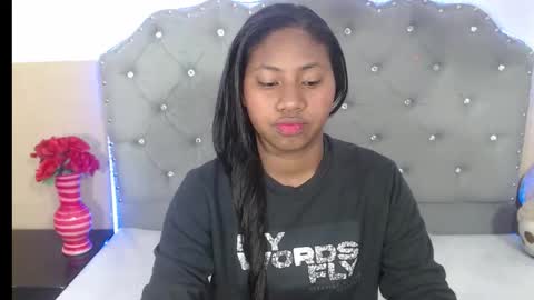 Snapshot of valentinavega18x chatting on November 10, 3:05 am valentina vega online show from November 10, 3:05 am