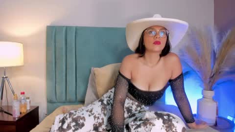 Valentina Vega online show from June 4, 1:55 am