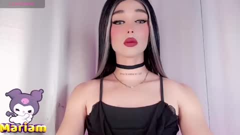 Snapshot of valentinne_marian chatting on December 21, 5:58 am Marian online show from December 21, 5:58 am