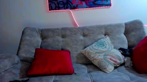 Nick online show from February 27, 3:12 pm