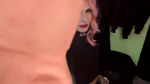 valentino_bs online show from January 8, 7:49 pm