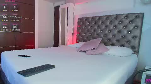 Snapshot of valentinos_ chatting on June 26, 9:08 pm Valentinos online show from June 26, 9:08 pm