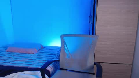 VALENTINO online show from February 13, 11:23 pm