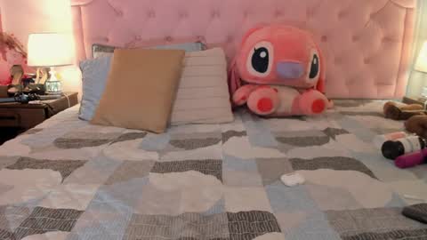 Vale Toro  online show from January 30, 2:36 pm