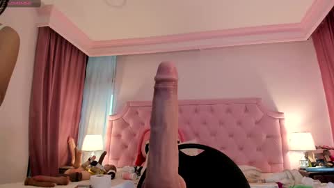 Vale Toro  online show from February 17, 3:20 pm