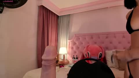 Vale Toro  online show from February 22, 11:57 am