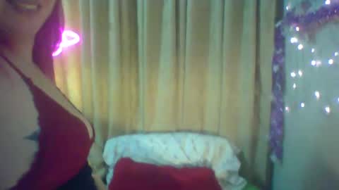 Snapshot of valeri_cove chatting on December 28, 1:38 pm Valeri Cove online show from December 28, 1:38 pm