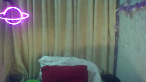 Snapshot of valeri_cove chatting on December 30, 11:26 am Valeri Cove online show from December 30, 11:26 am