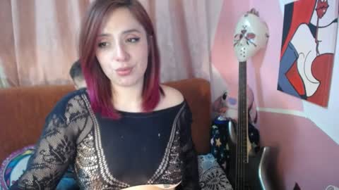 Snapshot of valeri_cove chatting on September 25, 7:12 am Valeri Cove online show from September 25, 7:12 am