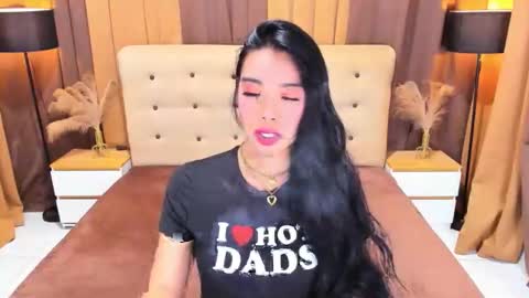 Snapshot of valeria_califa chatting on April 28, 4:06 am Valeria online show from April 28, 4:06 am