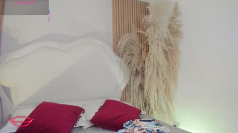 Snapshot of valeria_carter_ chatting on February 14, 7:10 pm valeria_carter_ online show from February 14, 7:10 pm