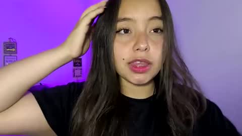 Snapshot of valeria_cherry chatting on July 27, 4:08 am valeria online show from July 27, 4:08 am