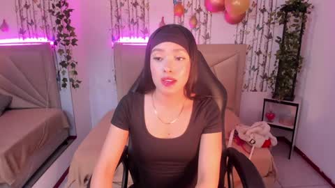 Snapshot of valeria_dark_ chatting on May 13, 7:33 pm valeria online show from May 13, 7:33 pm