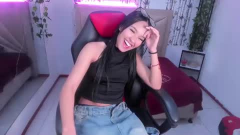Snapshot of valeria_dark_ chatting on July 14, 8:03 pm valeria online show from July 14, 8:03 pm