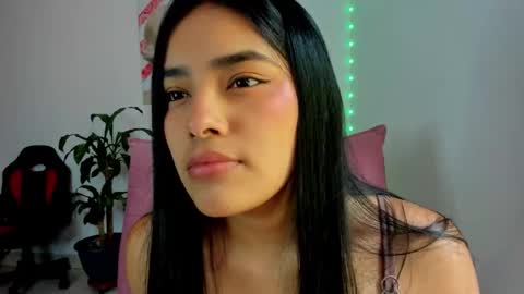 valeria_miller69 online show from October 30, 3:02 pm