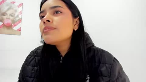 valeria_miller69 online show from June 9, 2:28 pm