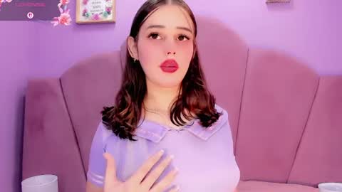 valeriaaguilarr online show from July 1, 1:18 am
