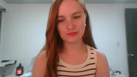 valeriafrannco online show from May 26, 2:40 am