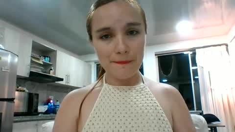 valeriafrannco online show from June 19, 4:17 am