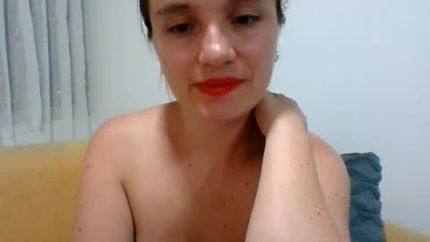 valeriafrannco online show from July 15, 4:18 am