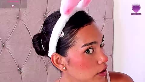 valen online show from February 13, 6:59 pm