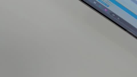 Snapshot of valeriah_ chatting on December 22, 12:24 pm Valeria online show from December 22, 12:24 pm