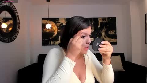 Snapshot of valeriaroldanx chatting on July 17, 11:28 am Valeria online show from July 17, 11:28 am