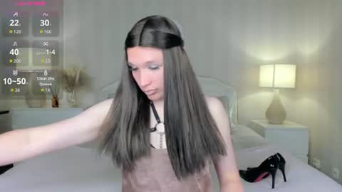 Snapshot of valeriasecret chatting on June 12, 4:00 am Valeria online show from June 12, 4:00 am