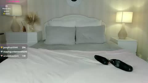 Snapshot of valeriasecret chatting on July 2, 3:23 am Valeria online show from July 2, 3:23 am