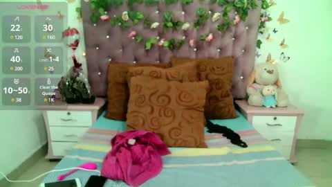 La valerie26 online show from February 2, 8:02 am