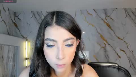 Snapshot of valeriavelvet chatting on June 20, 12:08 pm Vale online show from June 20, 12:08 pm